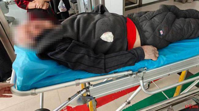 老人遭养老院室友殴打民警称会转刑案 伤情严重引发关注