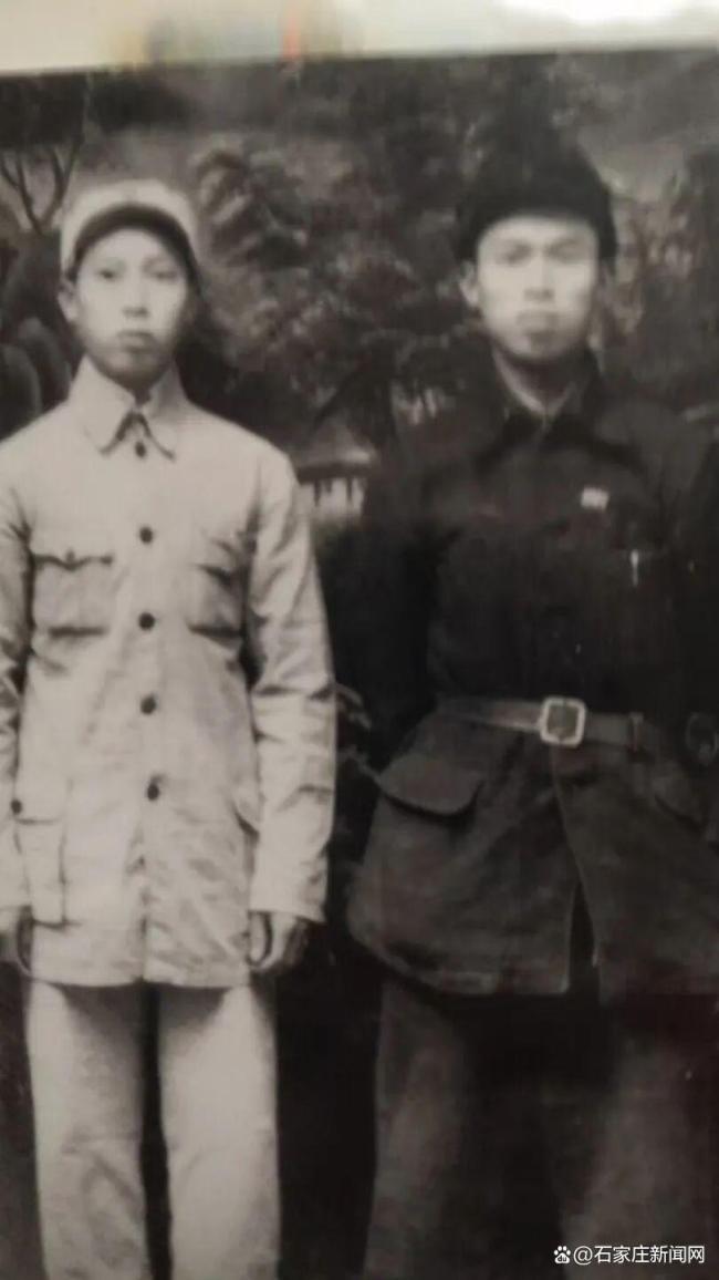 98岁老兵与八路军老战士兄长重聚 跨越千里的手足情深