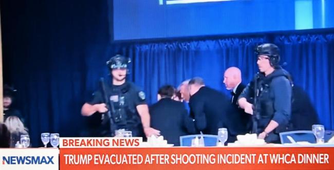 特朗普借机再推4亿美元白宫宴会厅计划 安全争议再起