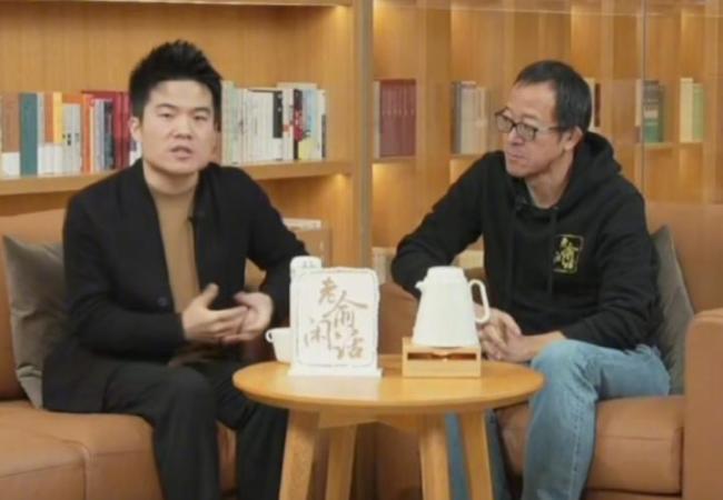 东方甄选多主播离职罗永浩怒怼网友 忘恩负义争议不断