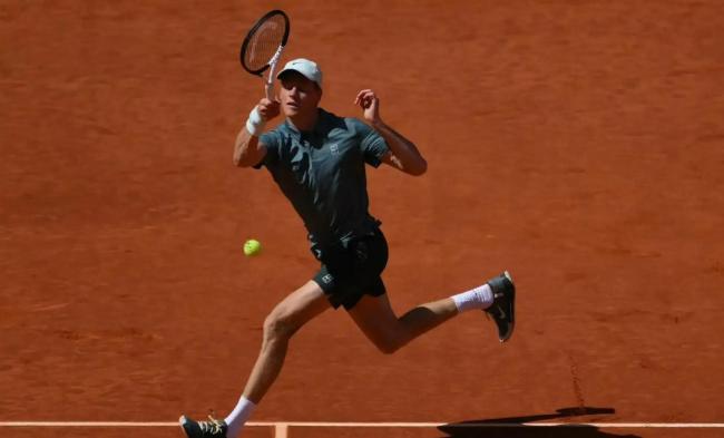 外媒将辛纳与09年费德勒类比：阿卡退赛就像纳达尔爆冷被淘汰 命运的交叉口