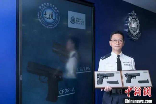 硬核出圈 港警持国产冲锋枪亮相 反恐演习引关注