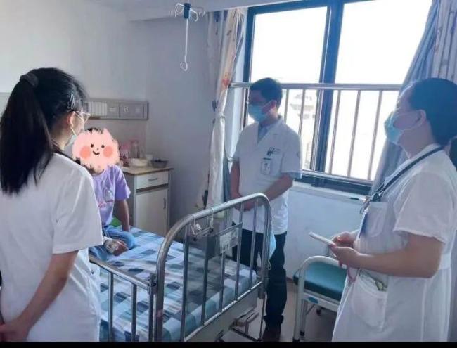 13岁男孩被要求连续蛙跳2小时 过度训练致病引关注