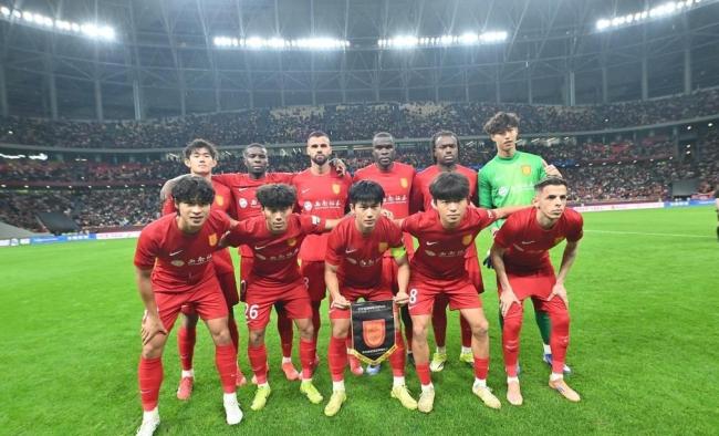 上海申花主场2-2战平重庆铜梁龙 朱辰杰头球双响救主