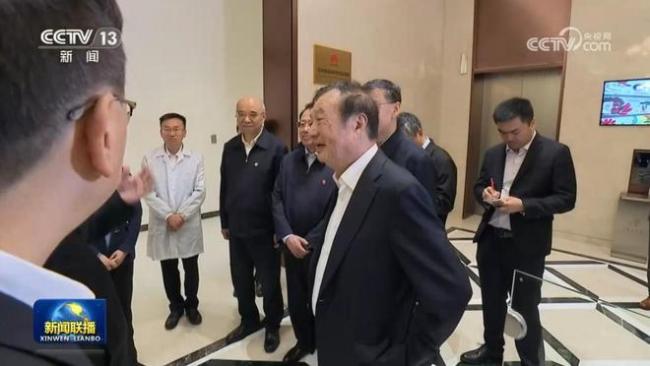 华为芯片中心亮相新闻联播 任正非罕见出镜