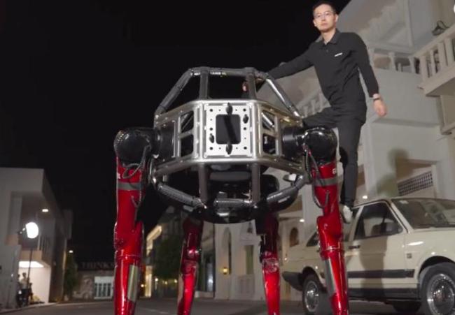 宇树科技回应载人机甲售价390万