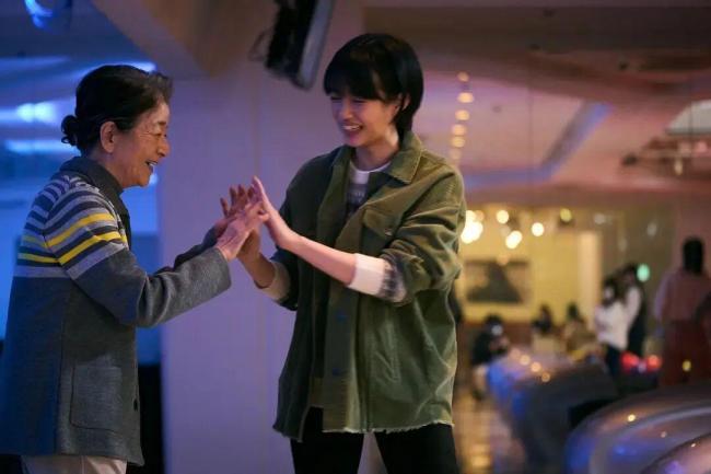 家里被父母捡来的废品塞满了 两代人的冲突与和解