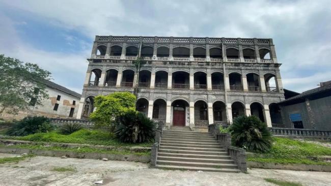 重庆一古建399万挂拍 限中国人竞买