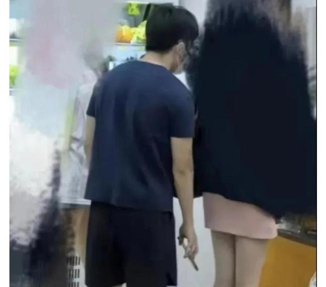 南审偷拍男生公考拟录用资格正处理