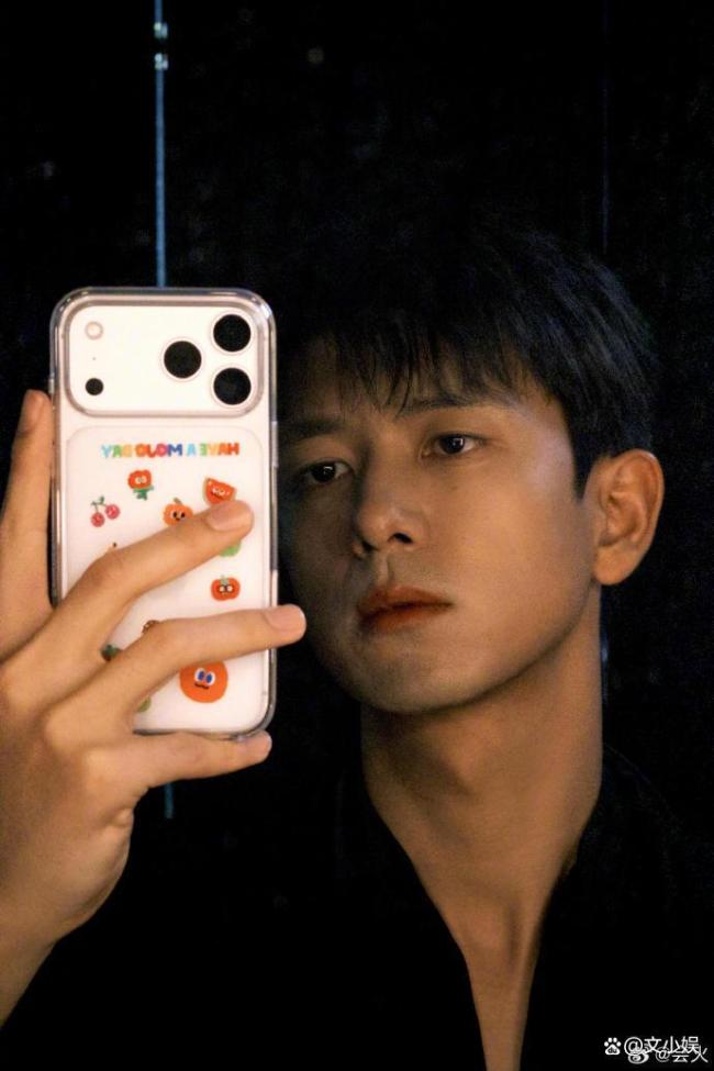 李现看给阿嬷的情书哭得好狼狈 真情流露打动人心