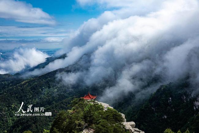 江西廬山：云海景觀美如畫
