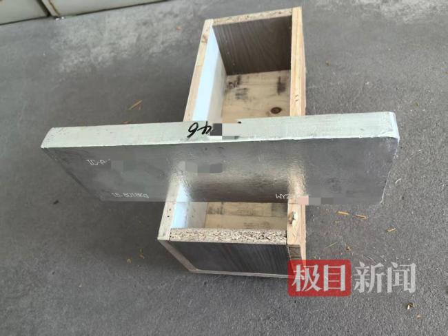 億元銀磚運(yùn)輸時(shí)丟13塊司機(jī)背39萬債務(wù) 懸賞尋磚風(fēng)波