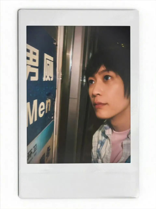 胡同厕所竟成打卡点 居民：不堪其扰