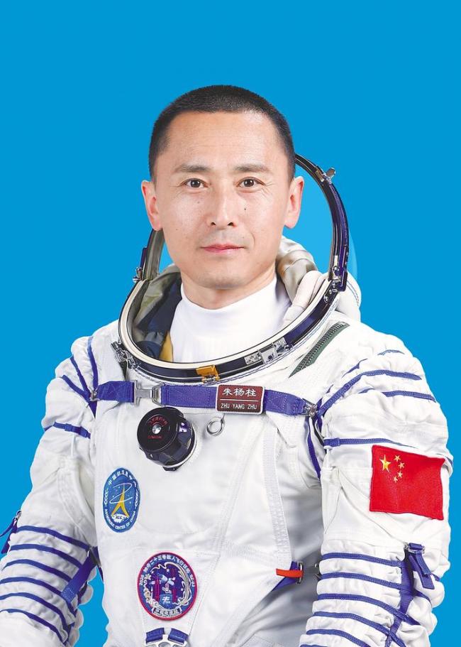 一名中国航天员将在太空出差一年 实施首个太空人体研究计划