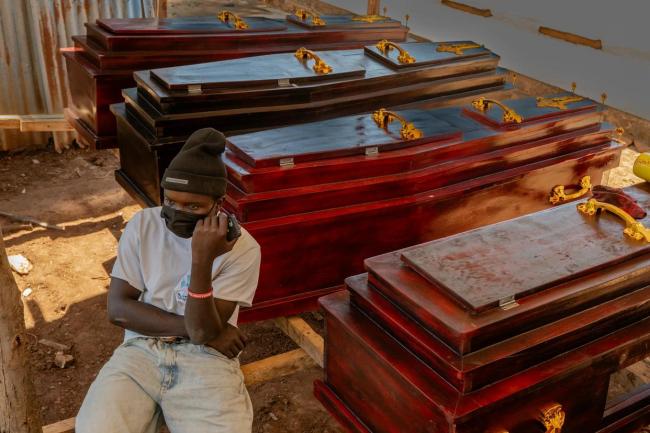 刚果金报告220例疑似埃博拉死亡病例 医疗设施频遭暴力袭击