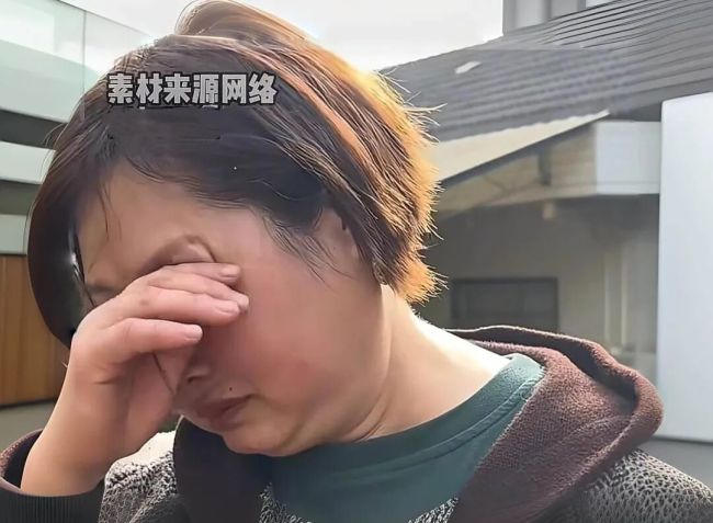 戴耳環(huán)遭質(zhì)疑別讓惡意揣測傷人心 基層干部不應(yīng)被細(xì)枝末節(jié)綁架