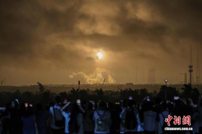 澳门学子亲历文昌火箭升空 点亮心中星辰