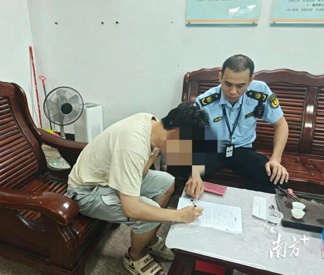 一“黑車”司機暴力抗法被刑拘 非法營運沖撞逃逸