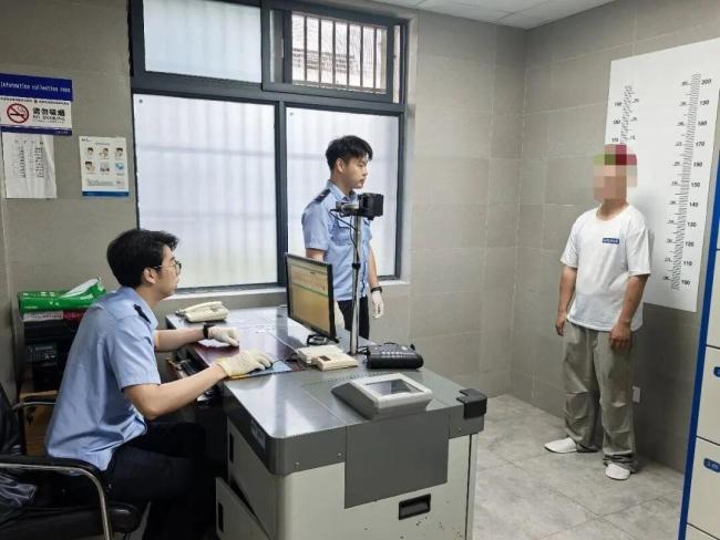 00后吃播要求老板赠啤酒 被拒后翻脸 无理滋事终受罚