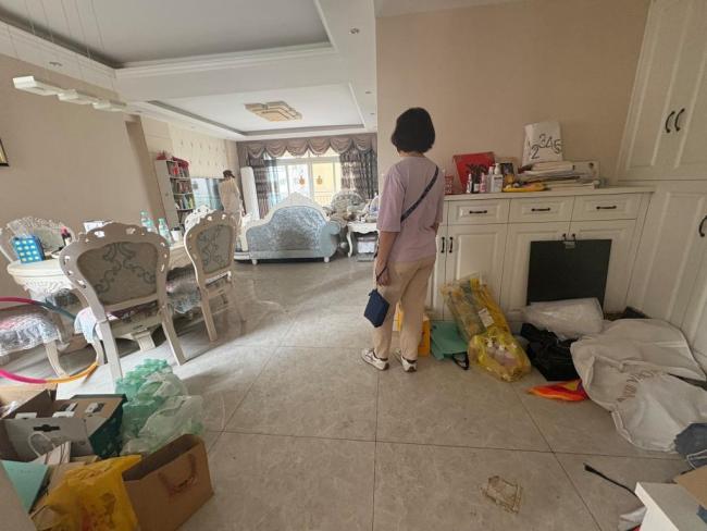 男子遭妻子家暴跳樓身亡細節(jié)公開 家庭悲劇引發(fā)法律爭議