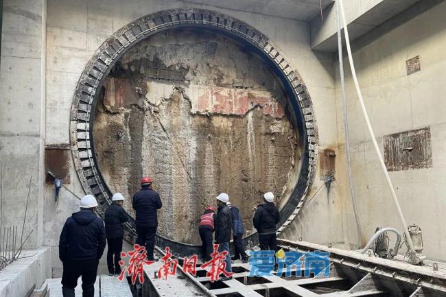 走近濟南盾構(gòu)機的地下掘進之旅 地下世界的“精雕細琢”