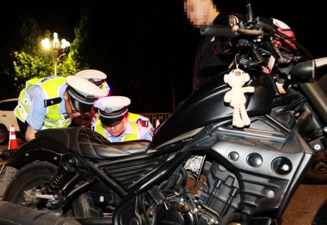 河北滄州重拳整治飆車炸街 守護(hù)夜間寧?kù)o