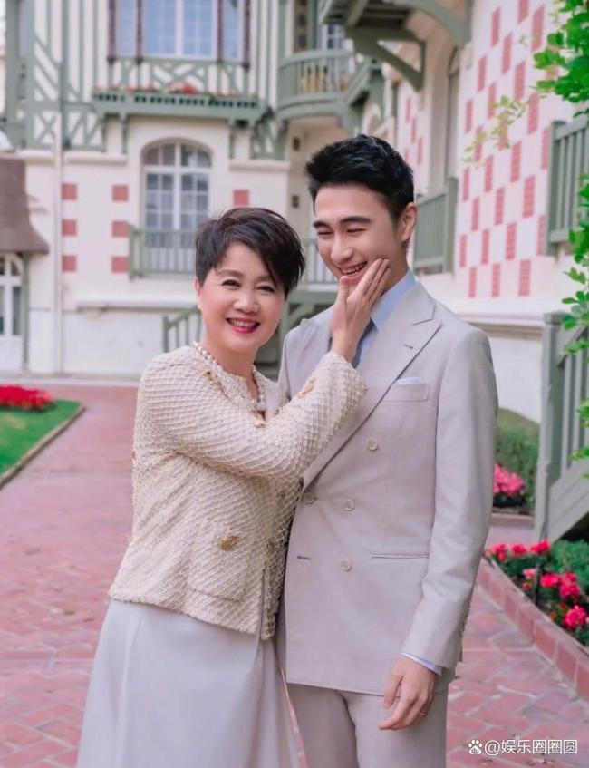何猷君奚梦瑶婚礼欢迎晚宴 故地重游情意浓