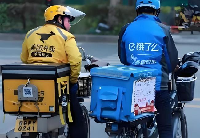 外卖骑手送餐时撞伤行人，谁应担责？平台与劳务公司共担责