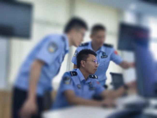 民警累计缴毒2.6吨 负伤仍抓捕 边境“硬汉”李秉徽
