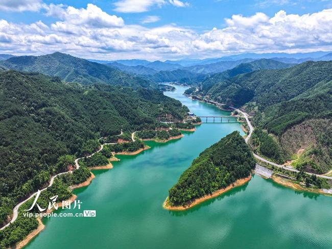 湖南江華：水庫風(fēng)光美