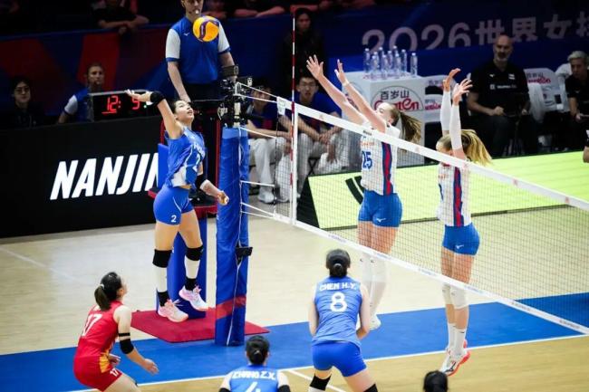 中国女排0-3捷克 赛季首秀失利