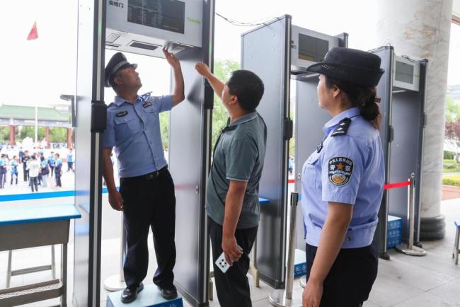 高考必備物品清單來了 安檢新規(guī)需注意