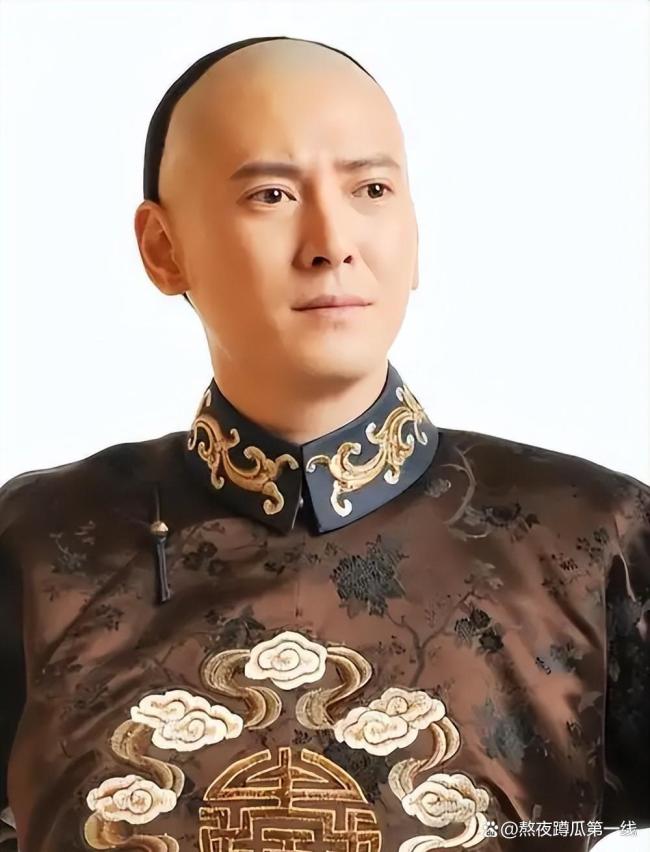 韩栋直播哭诉没戏拍 流量时代下的无奈泪目