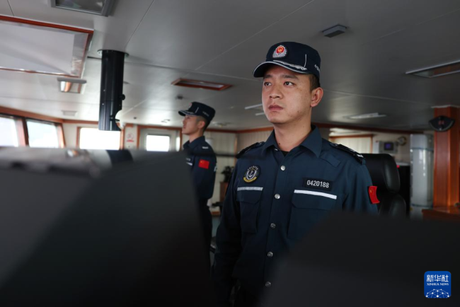海警川山艦：逐浪南海守蔚藍(lán) 巡航守護(hù)黃巖島