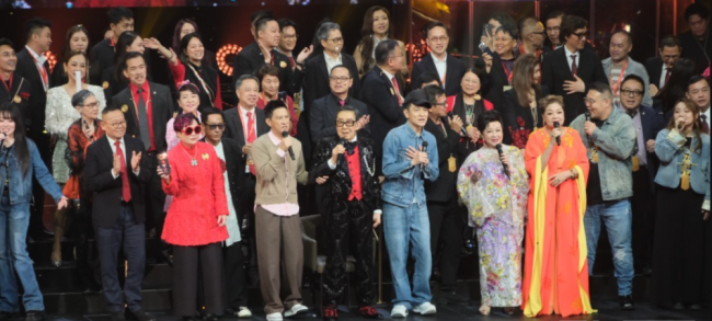 94岁胡枫开演唱会半个娱乐圈都到了