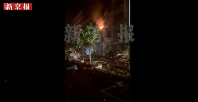 广西爆炸后医院已收治30余名伤者 初步排除燃气因素