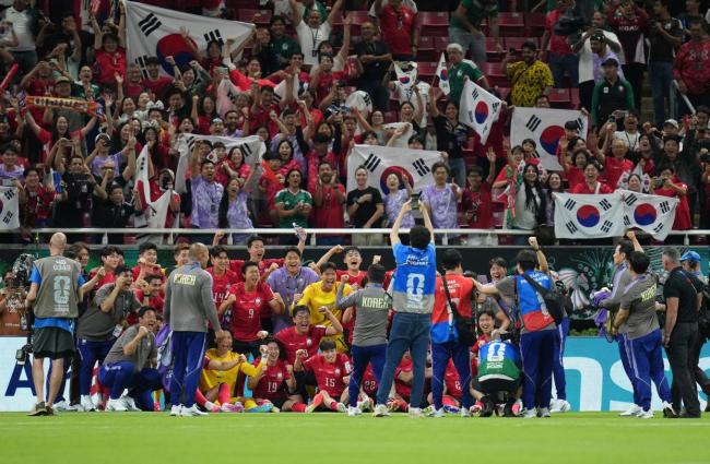 韩国队获胜为何响起墨西哥球迷欢呼 跨国情谊再现球场