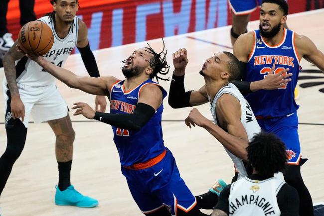 尼克斯夺NBA总冠军