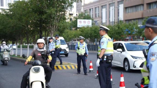 合肥中考：全“城”相伴 温情护航少年梦