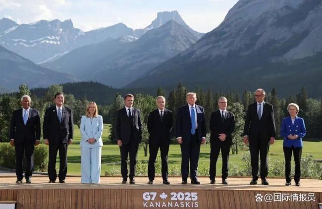 马克龙拥抱迎接莫迪 G7峰会的精心安排