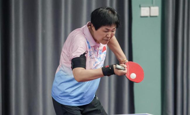 洛阳14岁男孩练乒乓球10年 梦想成奥运冠军