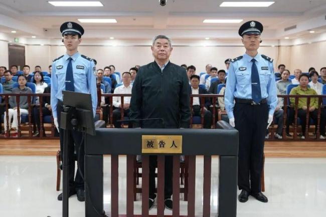 中国海油原副总经理袁光宇一审被判死缓