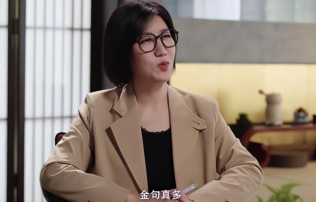 向佐因上易立竞访谈节目口碑逆转 真实自我赢得观众心