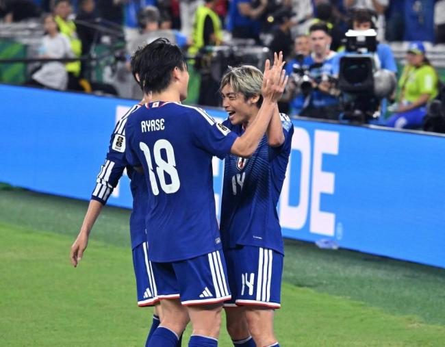 日本4-0送突尼斯出局 亚洲劲旅强势晋级