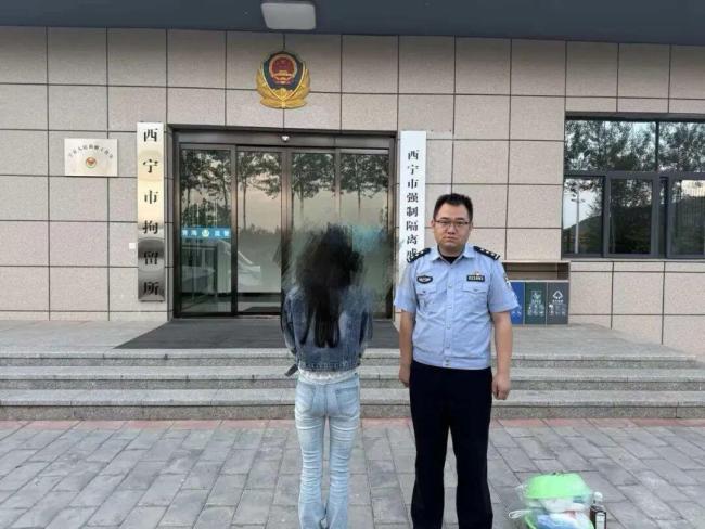 警方通报：20名主播被查处 严打网络低俗乱象
