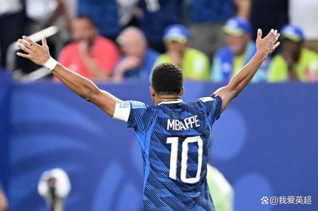 世界杯72年奇景！3大巨星同天双响 金靴之争空前激烈