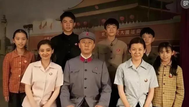 父母爱情 翻车 配角隐忧引发新解读