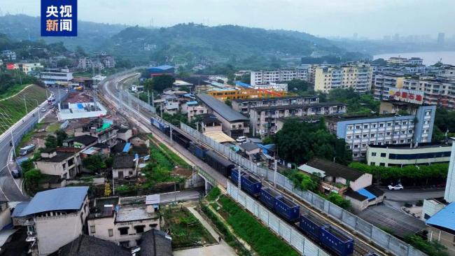 成渝铁路改造工程江津至铜罐驿段双线通车