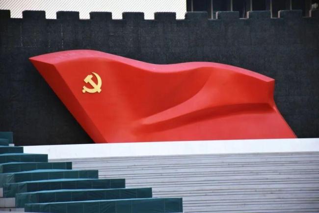 曾经许下的誓言，我们须臾不敢忘