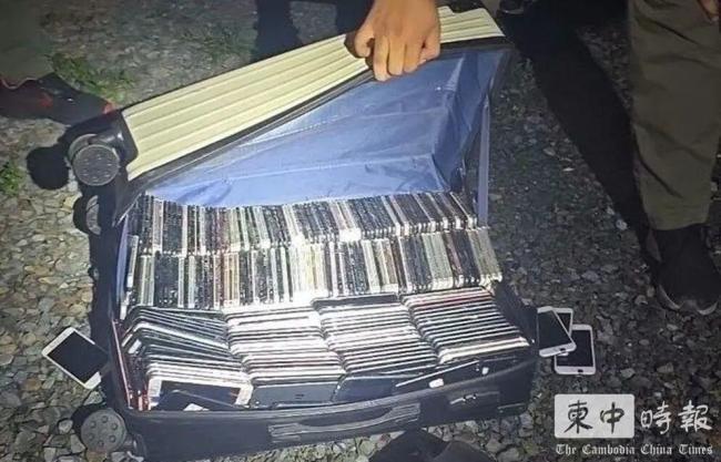 7名中国男子在柬被抓 收缴大量手机 涉嫌网络诈骗被捕